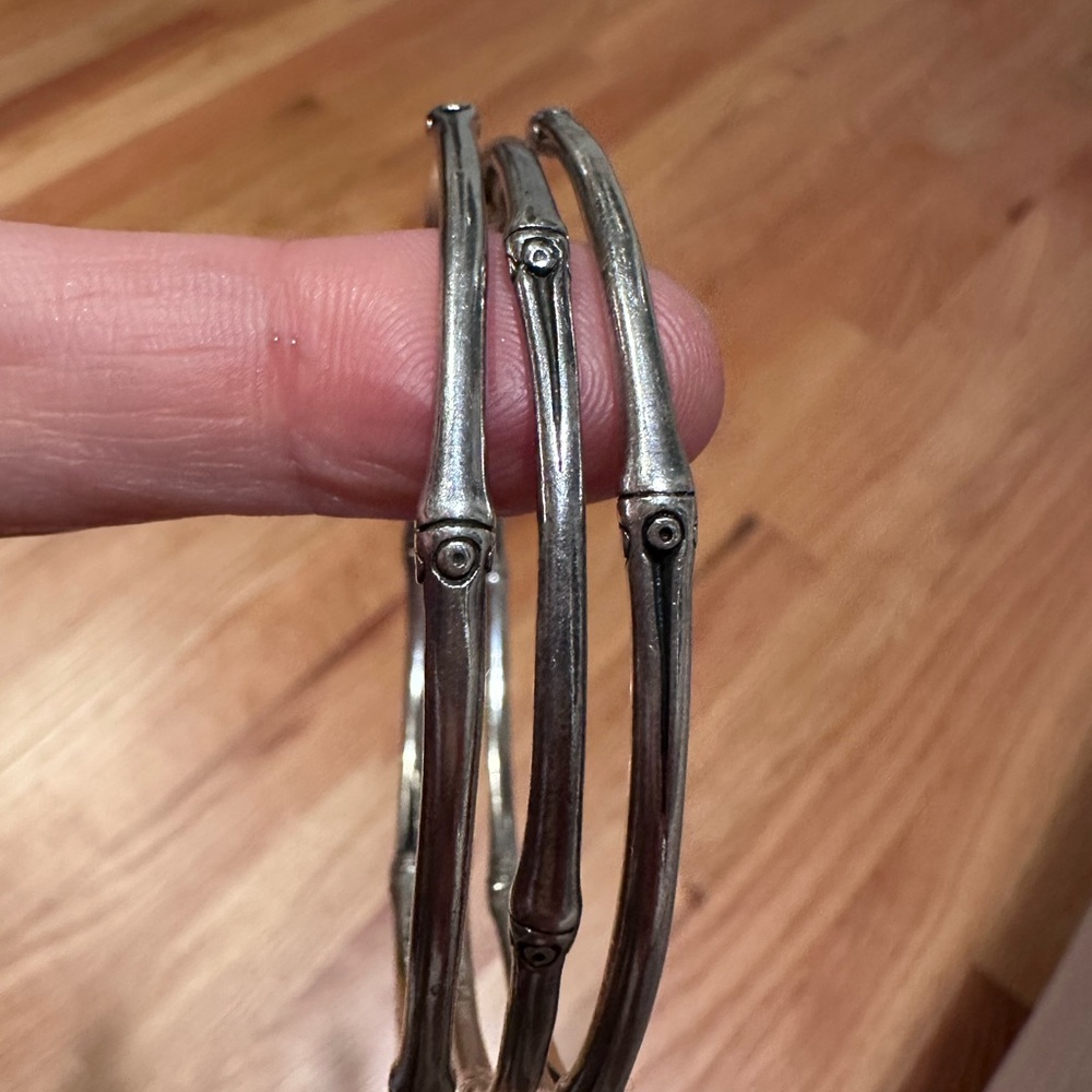 John Hardy Bamboo Batu Bracelet Set. In excellent condition. 3” diameter.